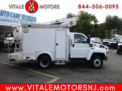 2006 Chevrolet CC4500 C4500 BOX, BUCKET TRUCK - cars & trucks - by... for sale in south amboy, KY