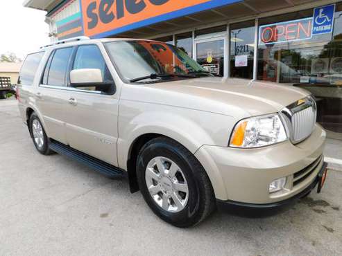 2006 Lincoln Navigator 4dr 4WD Luxury - - by dealer for sale in Omaha, NE