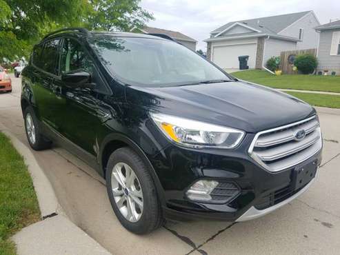 Ford Escape SE, 2018, AWD, only 19K - cars & trucks - by owner -... for sale in Lincoln, NE