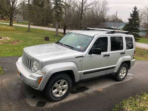 2010 Jeep Liberty - cars & trucks - by owner - vehicle automotive sale for sale in utica, NY