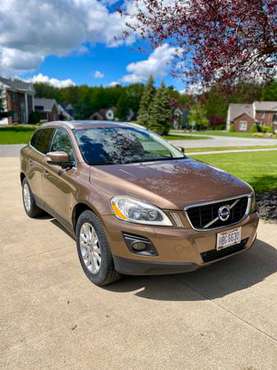 2010 Volvo XC60 T6 for sale in BROADVIEW HEIGHTS, OH