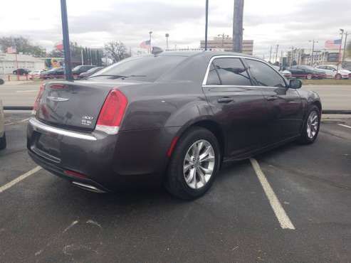 Wow all kind's of nice inventory clean CHRYSLER 300 FULLY LOADED... for sale in Arlington, TX