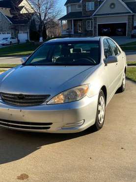 04 TOYOTA CAMRY - cars & trucks - by owner - vehicle automotive sale for sale in URBANDALE, IA