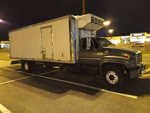 24FT REEFER REFRIGERATED TRUCK --HUGE MONEY MAKER - cars & trucks -... for sale in Bowie, District Of Columbia