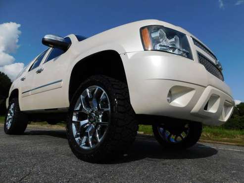 LIFTED 13 CHEVY TAHOE LTZ 4X4 LEATHER *SUNROOF* NEW 33X12.50'S... for sale in KERNERSVILLE, SC