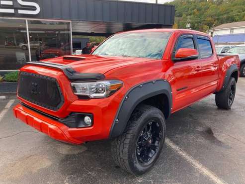 2016 Toyota Tacoma 4WD Double Cab V6 Auto SR5 Text Offers/Trades -... for sale in Knoxville, TN