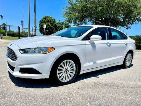2016 Ford Fusion 4dr Sdn SE Hybrid FWD - - by dealer for sale in Orlando, FL