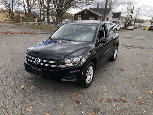 2012 Volkswagen Tiguan SE - cars & trucks - by owner - vehicle... for sale in Sharon, MA