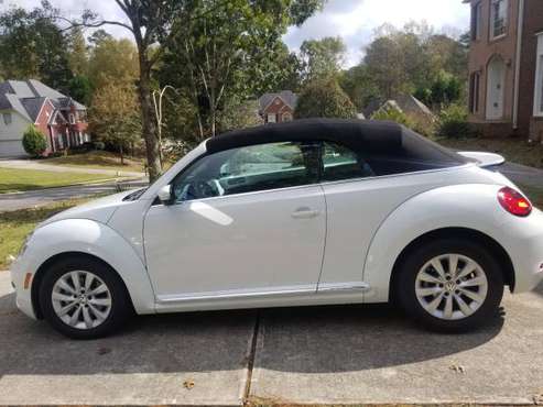 2018 VW Beetle SE Convertible - cars & trucks - by owner - vehicle... for sale in Austell, GA