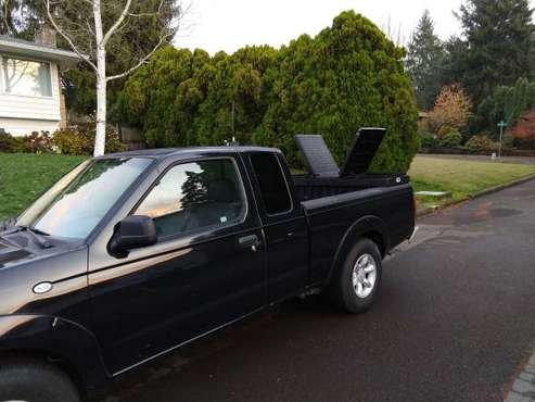 2004 Nissan frontier four-cylinder - - by dealer for sale in Beaverton, OR