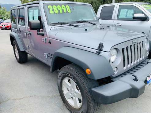 2016 Jeep Wranger Unlimited-Nice Grey,high output V6,4wd,ONLY 33k!! for sale in Santa Barbara, CA