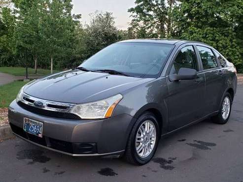 2009 FORD FOCUS SE camry corolla fusion honda sentra altima - cars & for sale in Milwaukie, OR