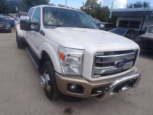 2012 Ford F350 Super Duty Crew Cab King Ranch Pickup 4D 8 ft for sale in Haltom City, TX