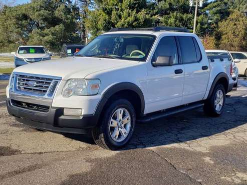 2007 Ford Explorer Sport Trac, One Owner, Crew, Bed Liner - cars &... for sale in Lapeer, MI