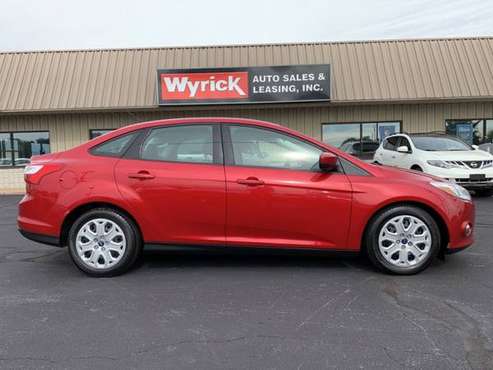 2012 FORD FOCUS SE for sale in Holland , MI