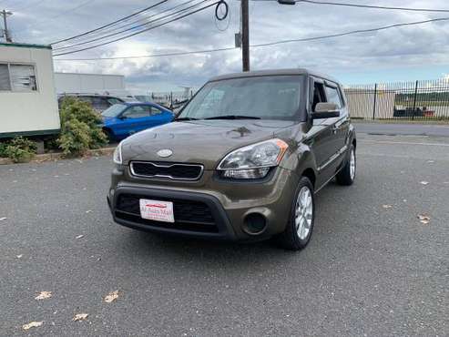 2012 Kia Soul · + Wagon 4D - cars & trucks - by owner - vehicle... for sale in Teterboro, NJ