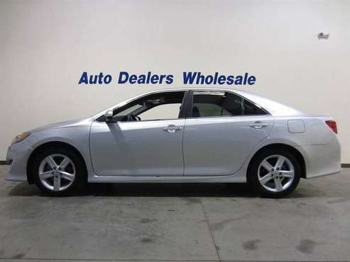 2012 Toyota Camry SE - cars & trucks - by dealer - vehicle... for sale in Tallahassee, FL