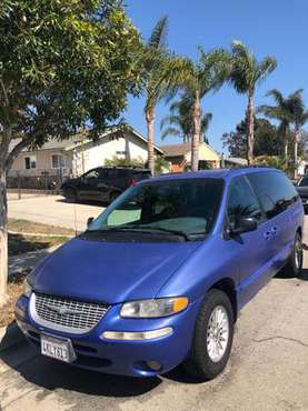 2000 Chrysler Town & Country for sale in Ventura, CA