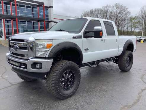 Tough! 2012 Ford F-250 Super Duty! Lariat! Lifted 4x4! Crew Cab! for sale in Ortonville, OH