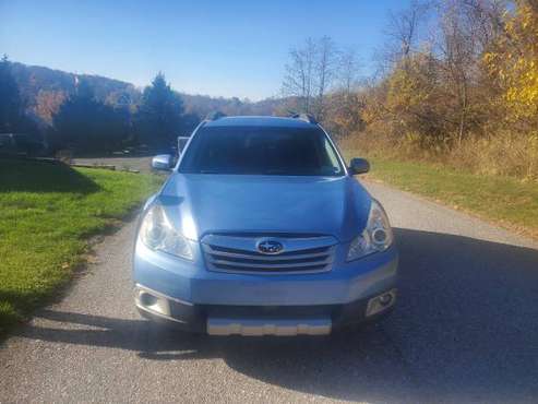 2010 Subaru Outback Limited, 77k miles, great for snow, very good... for sale in York, PA