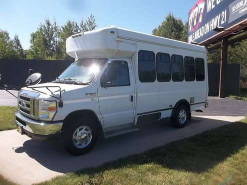 FORD E350 SD 2DR COMMERCIAL SHUTTLE BUS - - by dealer for sale in Tomah, WI