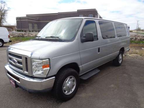 2010 FORD 14-PASSENGER/CARGO VAN Give the King a Ring - cars & for sale in Savage, MN