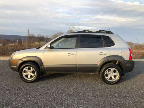 2009 Hyundai Tucson SE AWD -New Pa Insp! 4 New Tires! Extra Clean! -... for sale in Wind Gap, PA