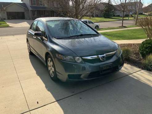 2009 Honda Civic - cars & trucks - by owner - vehicle automotive sale for sale in Rochester, WI