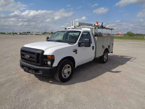 2008 Ford F350 w/8 Service/Utility Bed and Generator - cars & for sale in Sauget, MO