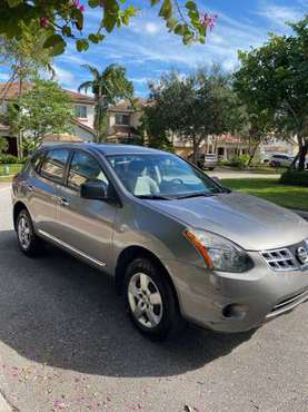 2014 NISSAN ROGUE - cars & trucks - by owner - vehicle automotive sale for sale in West Palm Beach, FL