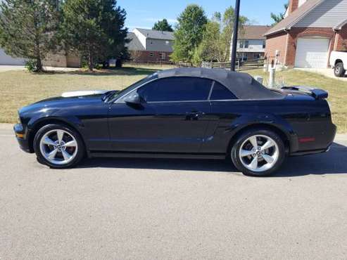 2006 Ford Mustang GT Convertible Black 5spd V8 for sale in Cincinnati, OH