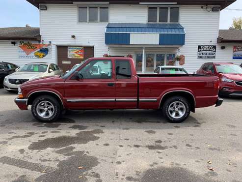 ★★★ 2001 Chevrolet S-10 Pickup ★★★ for sale in Grand Forks, ND