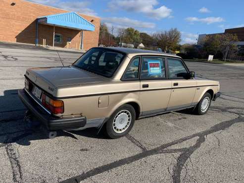 1993 Volvo 240 For Sale - cars & trucks - by owner - vehicle... for sale in Indianapolis, IN