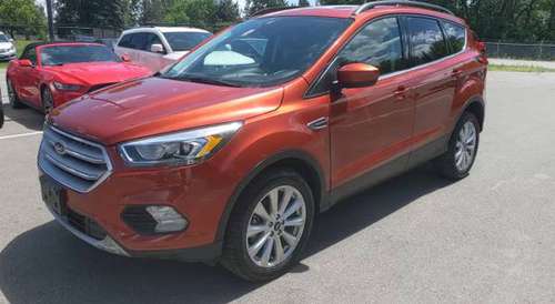 2019 Ford Escape SEL with 6K miles. 90 day warranty. - cars & trucks... for sale in Jordan, MN