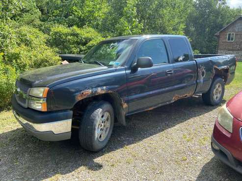 2004 Chevrolet Silverado 4 wheel drive - cars & trucks - by owner -... for sale in Wayland, NY