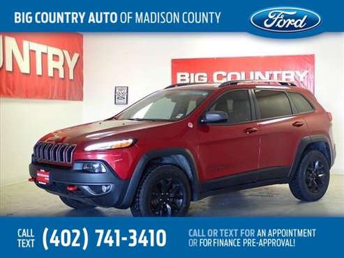*2016* *Jeep* *Cherokee* *4WD 4dr Trailhawk* - cars & trucks - by... for sale in Madison, IA