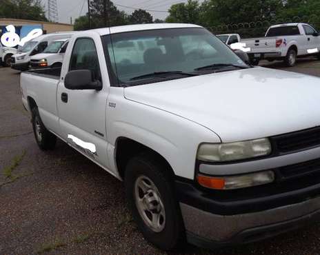 2002 Chevrolet Silverado - - by dealer - vehicle for sale in Longview, TX