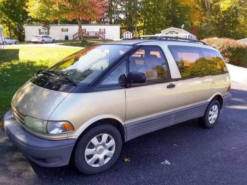 1996 TOYOTA PREVIA for sale in Candler, NC
