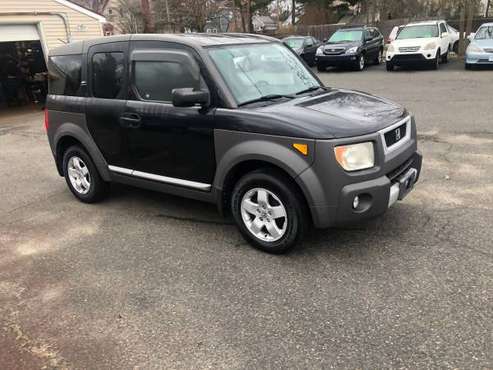 2003 Honda Element ex awd 5speed - cars & trucks - by dealer -... for sale in Saugus, MA