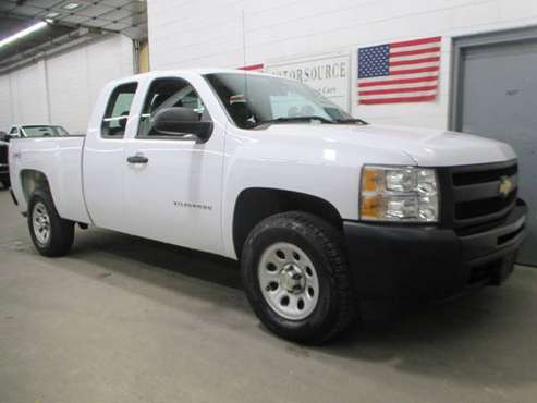 2013 Chevrolet Silverado 1500 4WD Ext Cab Short Bed V8 Gas for sale in Highland Park, IL