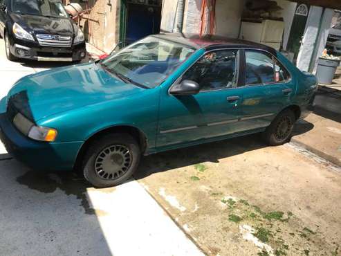 Nissan Sentra 1995 - cars & trucks - by owner - vehicle automotive... for sale in Ridgefield Park, NJ