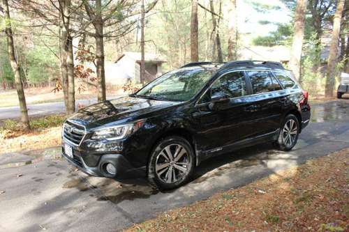 2018 Subaru Outback Limited AWD - cars & trucks - by owner - vehicle... for sale in Combined Locks, WI