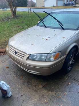 01 toyota Camry - cars & trucks - by owner - vehicle automotive sale for sale in Redan, GA