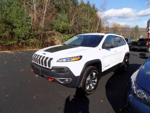 2015 Jeep Cherokee 4WD 4dr Trailhawk - - by dealer for sale in Derry, MA