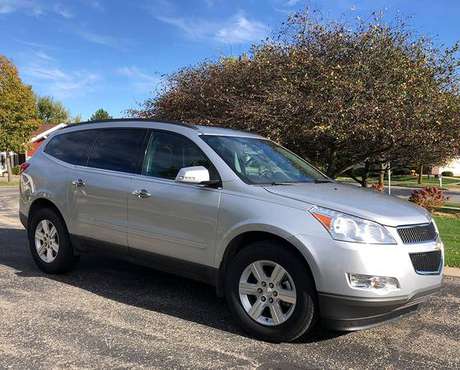 2011 Chevrolet Traverse – AWD 64,1XX miles - cars & trucks - by... for sale in Madison, WI