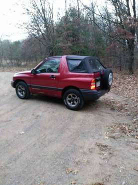 2000 Chevy Tracker 2 door - cars & trucks - by owner - vehicle... for sale in Eau Claire, WI