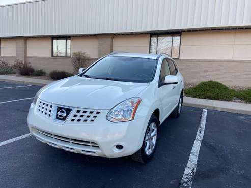 2010 Nissan Rogue S - cars & trucks - by owner - vehicle automotive... for sale in Kansas City, MO