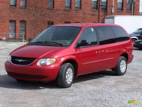 2003 CHRYSLER TOWN AND COUNTRY 141000 MILE RUN& DRIVE GREAT $2995... for sale in REYNOLDSBURG, OH