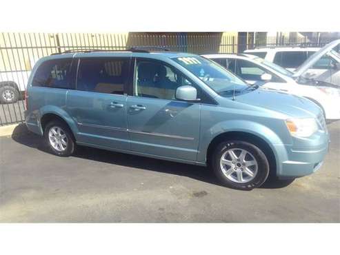 2010 Chrysler Town & Country Touring for sale in Redding, CA