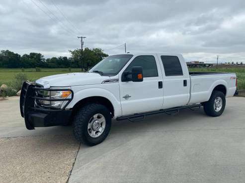 2016 Ford F-250 F250 XLT Crew Cab Diesel Powerstroke FX4 4X4 - cars for sale in Fort Worth, TX